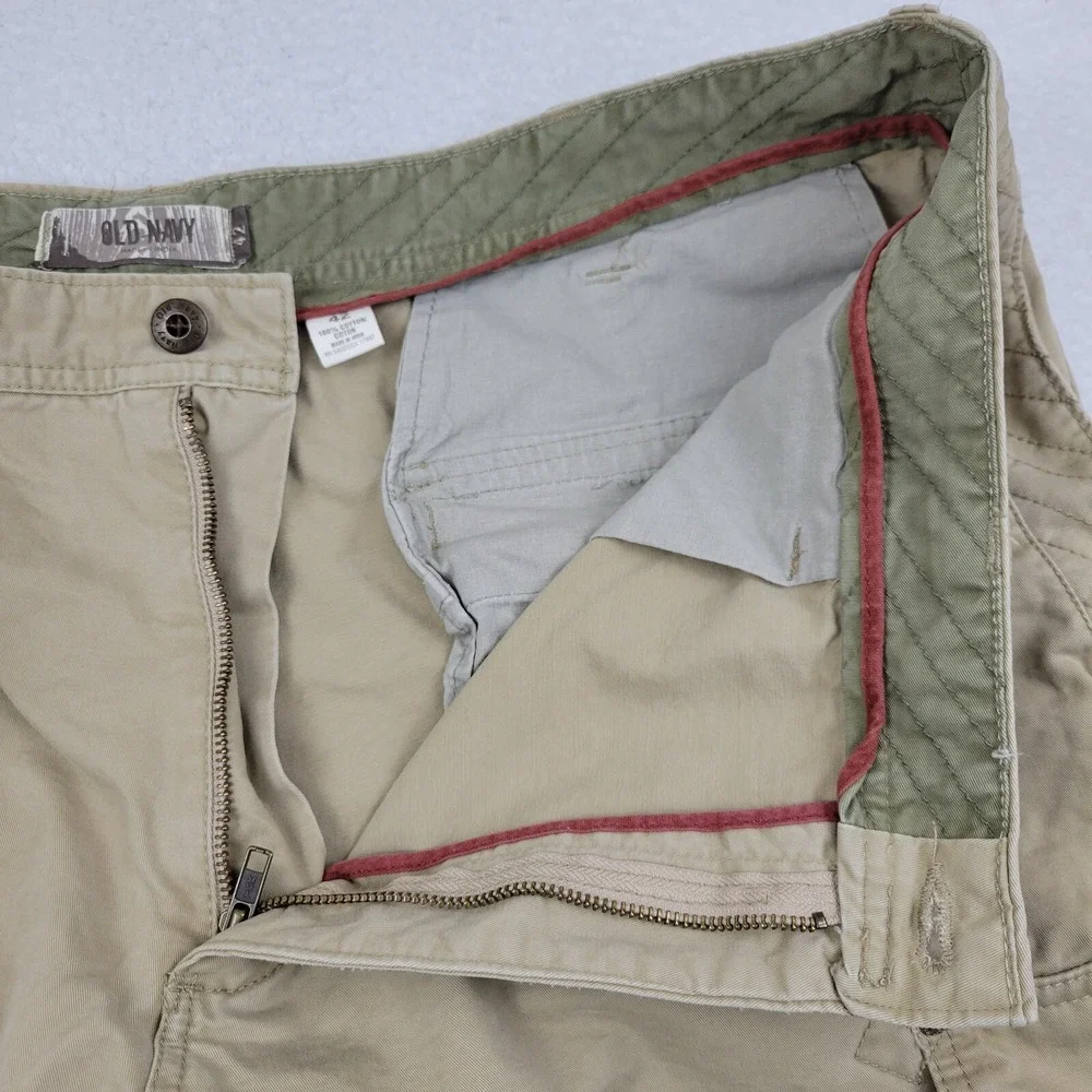 Old Navy Heavy‎ Duty Cargo Shorts Mens 42 Measures 41 x 11
